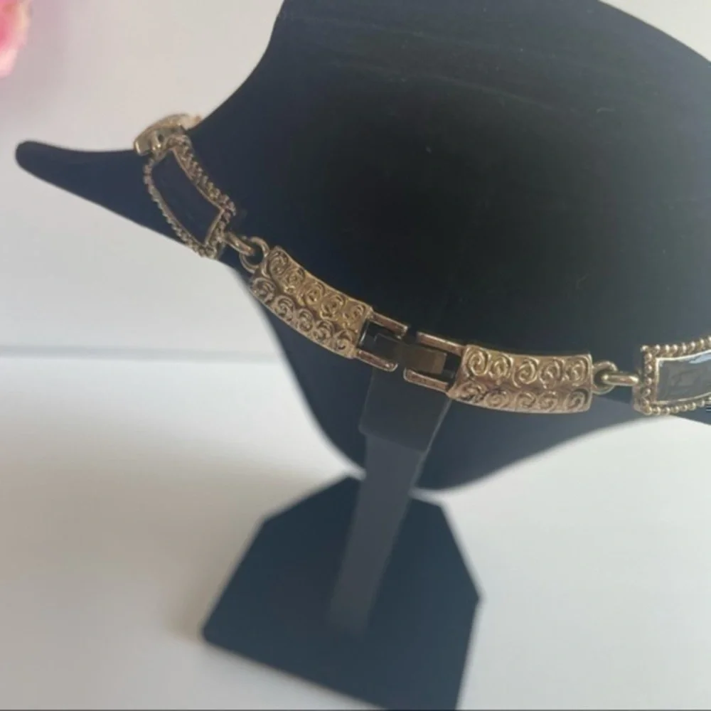 Necklace Set - Picture 6 of 6